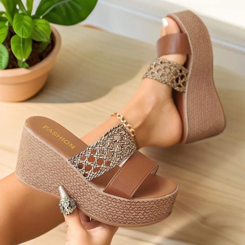 Пляжные сандалии с леопардовым принтом и большой танкеткой: Туфли-слипоны Hollow Roman с одним ремешком