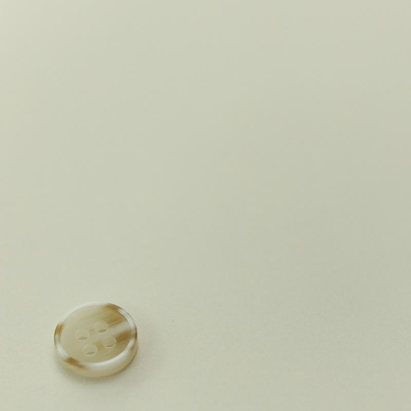 Four-Eye Resin Thin-Edge Buttons, White Coffee Shirt Buttons, Summer Clothing Buttons, Knitted Cardigan Sleeve Collar Buttons