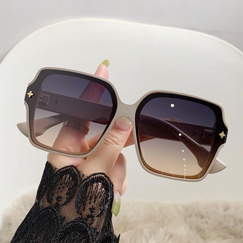 Vintage Women's Sunglasses for Female Retro Square Sunglasses Shades