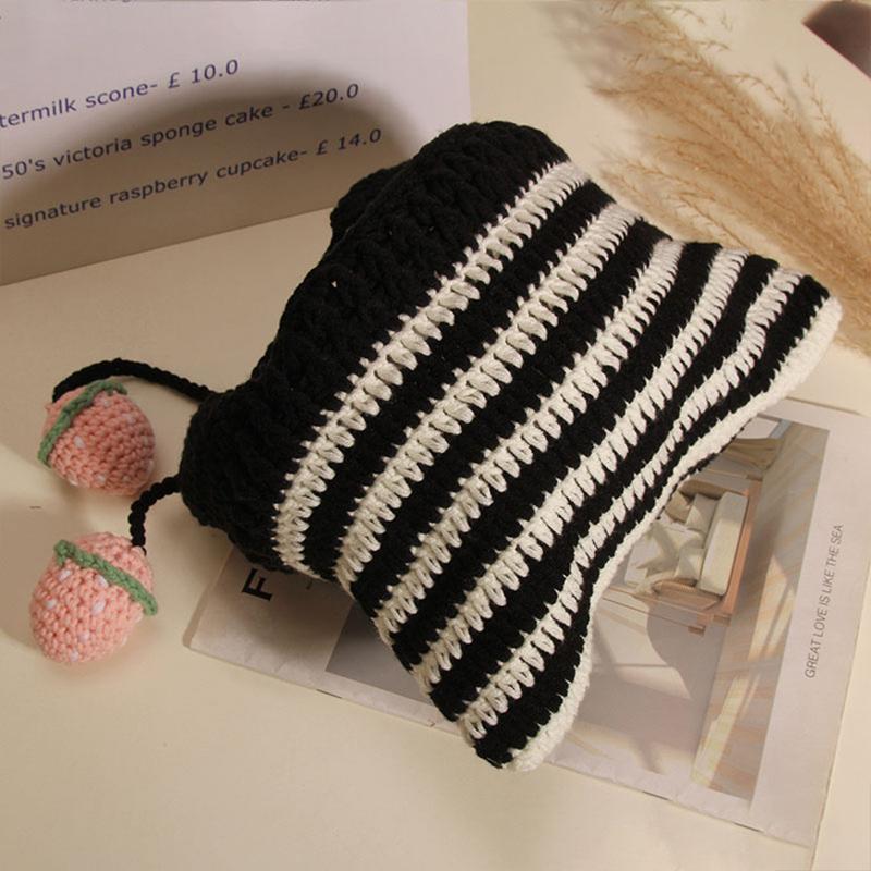 Женская шерстяная шапка с клубничным ремешком и кошачьими ушками в полоску, трикотажная защитная шапка для ушей, защищающая от холода