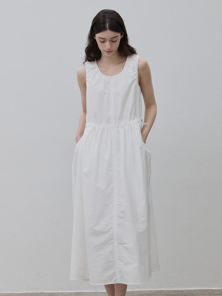 Le Studio [Shoulder Bag Set] Shirred Sleeveless Dress White
