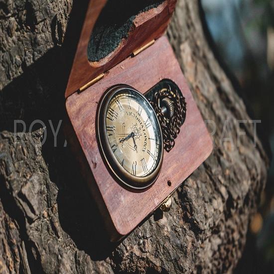 Стильные карманные часы Victorian Brass London 1876 Steampunk Chain Battery с деревянной коробкой