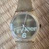 Б/у часы Swatch кварцевые прозрачные с блестками