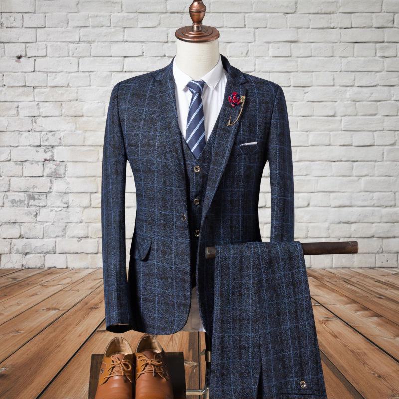 2024 Men's British Slim Plaid Three-Piece Suit: Trendy Autumn/Winter Fashion