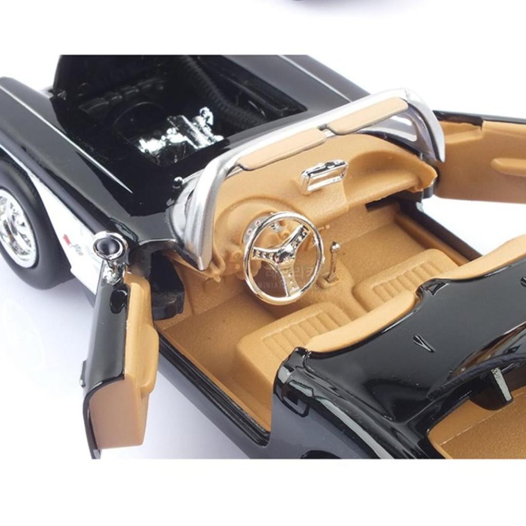 МОТОРМАКС 1:24 Модель автомобиля 1959 Chevrolet Corvette, литая, масштаб 1:24 MTX732166BK