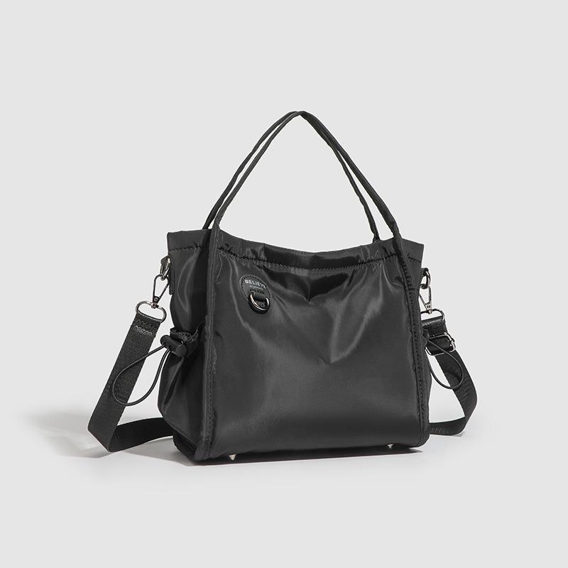 Commuting Tote Bag Lightweight Large Capacity Lightweight Shoulder Crossbody Bag Fashion Oxford Fabric Women's Bag Versatile Handbag