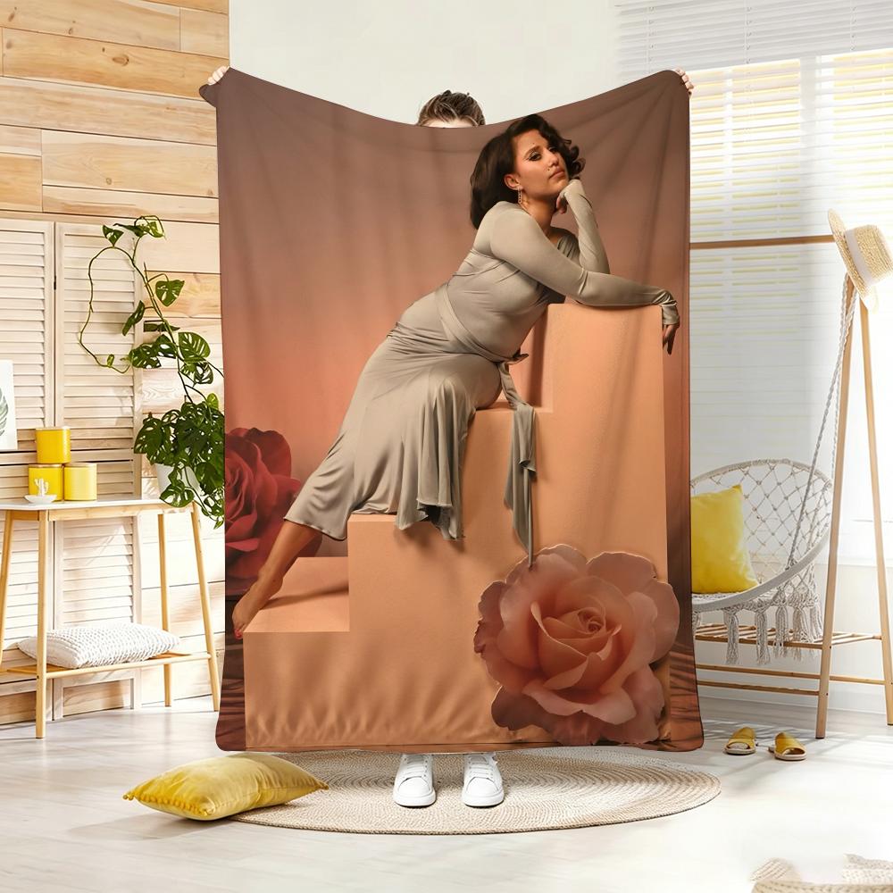 Popular Singer R-RAYES Throw Lightweight 240g Flannel Blanket Soft Skin-friendly for Summer Cooling
