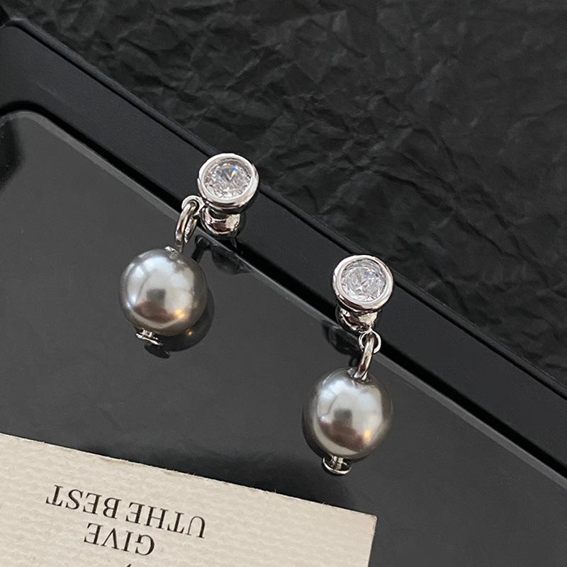 Серьги с серым жемчугом Shijia осень и зима, изысканные маленькие серьги-гвоздики, элегантные серьги-гвоздики с высоким чувством стиля, нишевые украшения для ушей