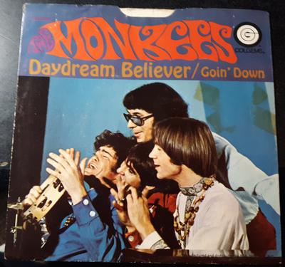 7-дюймовая пластинка MONKEES - Daydream Believer 661012 Colgems 1967 США Рок Б/У