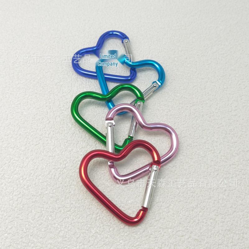Mini Heart Carabiner: Aluminum Eight-Shaped Hook for Outdoor and Clothing Use