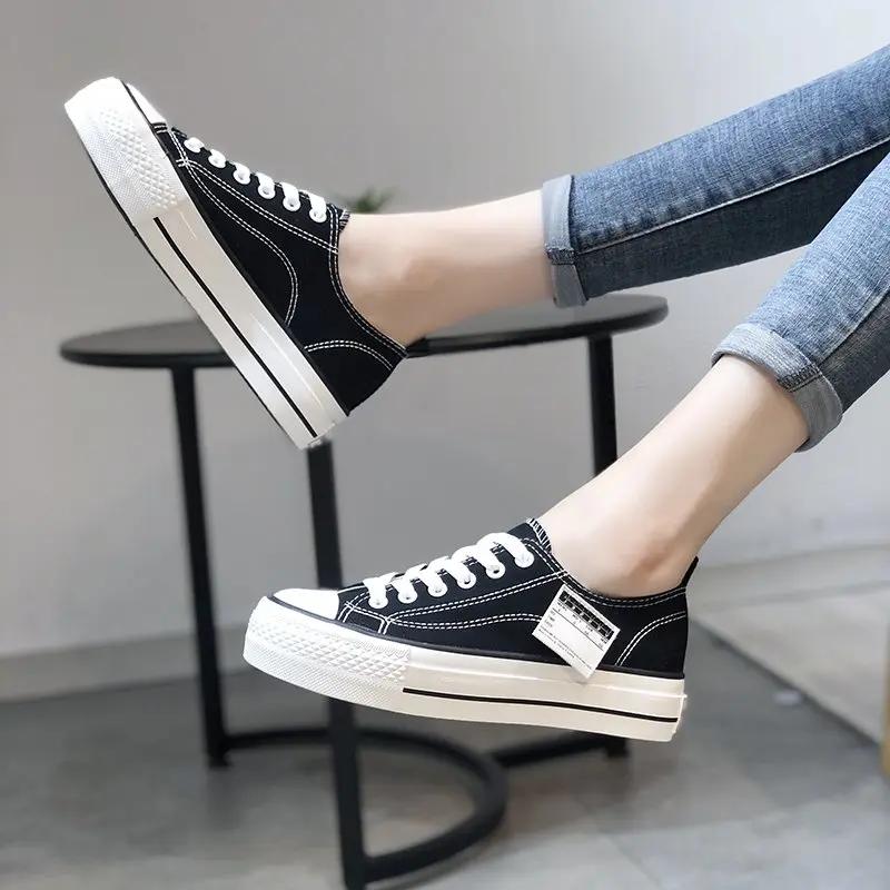 Туфли из парусины на толстой подошве для женщинКорейская версия увеличивающие рост белые туфли весна и осень новые универсальные низкие туфли