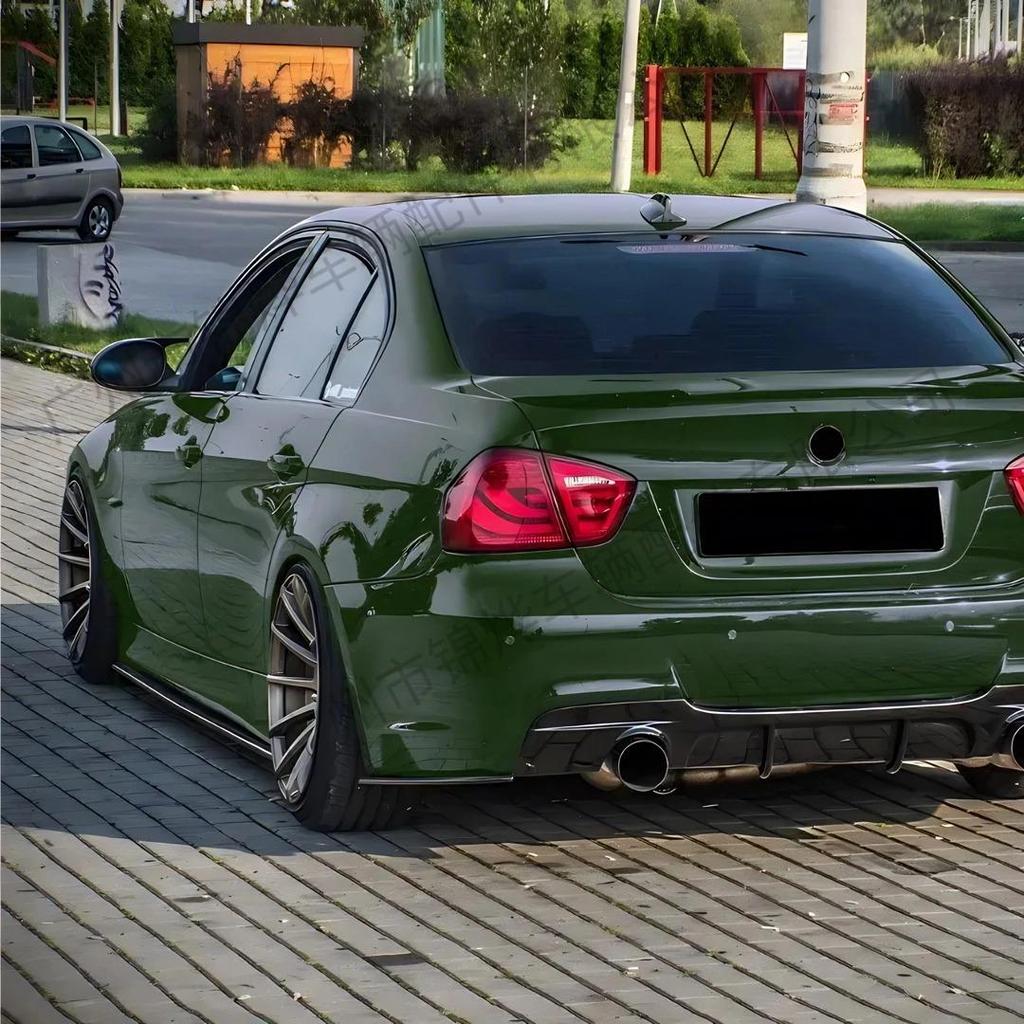 BMW 3 Series E90 E92 E93 MP Style Gloss Black Carbon Fiber Side Skirts