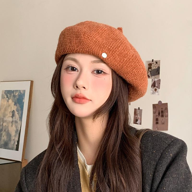 Autumn and Winter Knitted Beret Atmosphere Casual Literary Painter Hat Versatile Face Small Bud Hat Female