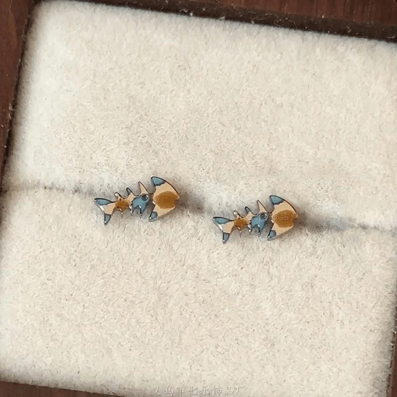 Flocked Blue Cat Earrings Cute Velvet Kitten Studs Adorable Animal Jewelry Lightweight Gift for Cat Lovers