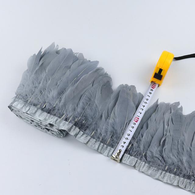 1 Метр Окрашенная Отделка из Гусиного Пера Золотого Цвета для DIY Поделок Вечернее Свадебное Платье Карнавальная Лента Декор для Одежды Плюмаж Аксессуары 15-20см