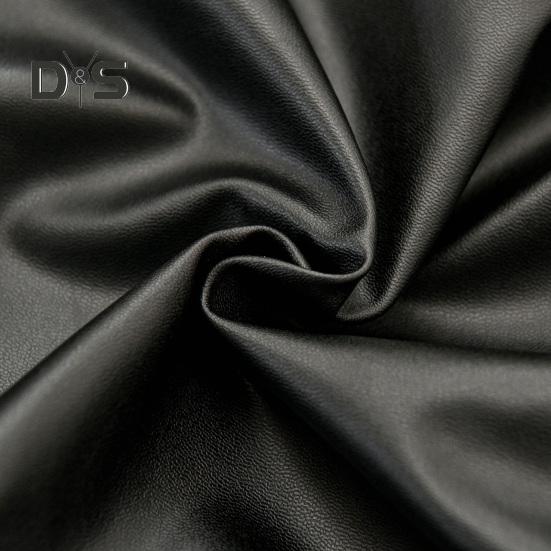 Чехол на стул из водонепроницаемой высокоэластичной искусственной кожи, противоскользящий, легко устанавливаемый, защищает сиденье от царапин и пятен, маслостойкий обеденный стул