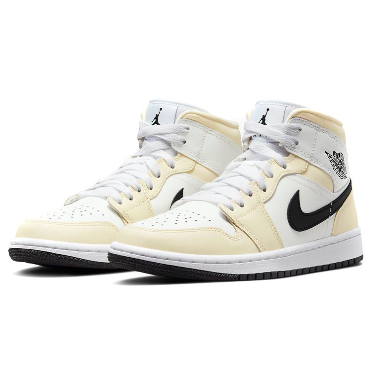 Женские кроссовки Air Jordan 1 Mid Coconut Milk White Black Summit-White BQ6472-121