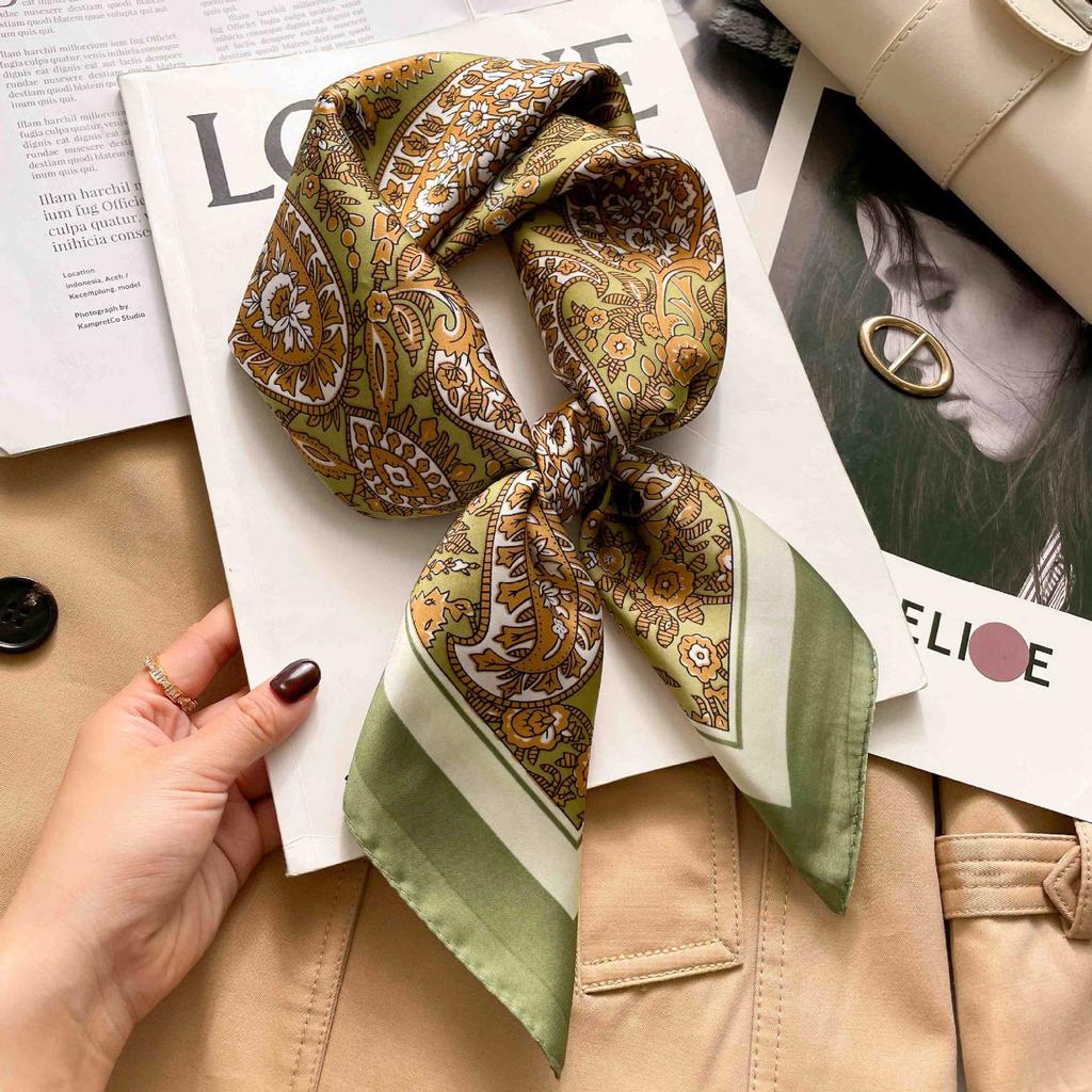 [Complete Works] Black and white simple cashew flower silk scarf premium waist ethnic style waist scarf decorative headscarf scarf workplace