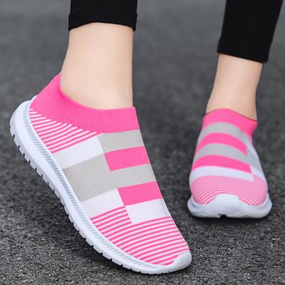 Смешанные цветные вязаные дышащие кроссовки для женщин 2024 года, нескользящая мягкая подошва, повседневные туфли на плоской подошве для женщин, большие размеры, слипоны, носки 35-43