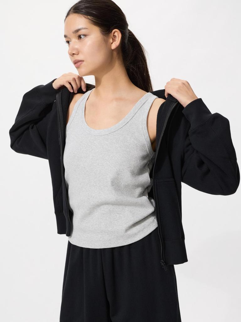 Uniqlo Мягкая рваная майка