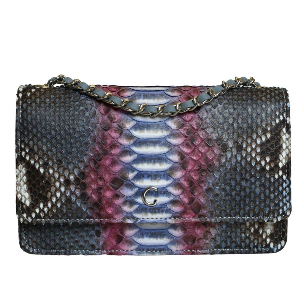 Модель женской сумки из натуральной кожи ограниченного выпуска