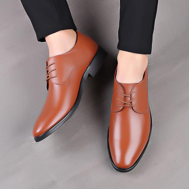 Leather shoes new comfortable and lightweight men's shoes British style leather shoes casual business men's shoes commuter versatile men's shoes