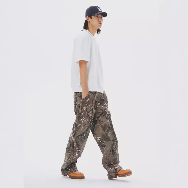 Мужские брюки прямого кроя камуфляжные рабочие - стиль для отдыха на природе