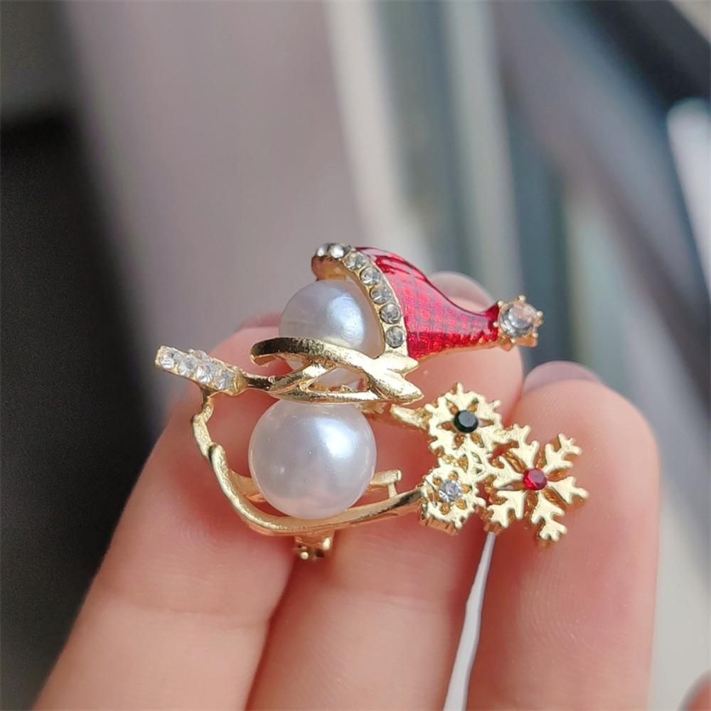 Shining Christmas Snowman Brooch Red Sweater Scarf Badge Snowflake Xmas Brooch  Kid Gift