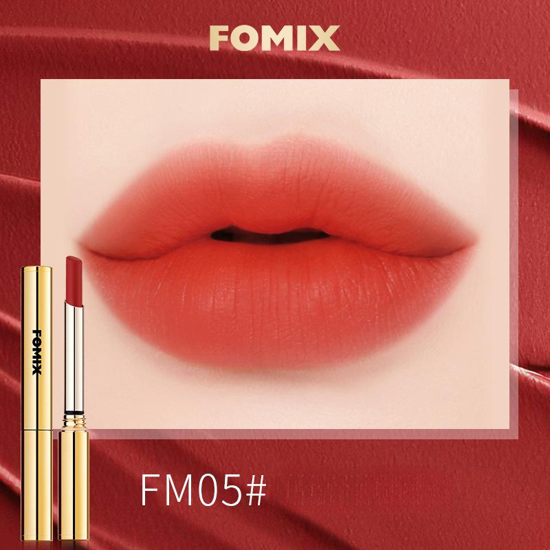 Бархатная помада ослепительного цвета, белая матовая матовая стойкая цветная помада, которую нелегко приклеить к чашке женской помады