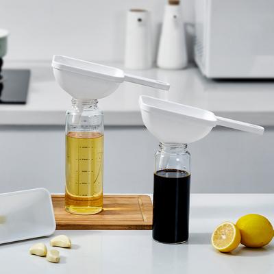 Универсальная воронка для масла и жидкости, пластиковая воронка с большим горлом, портативный фильтр для вина, прямоугольные воронки с ручкой, кухонные инструменты