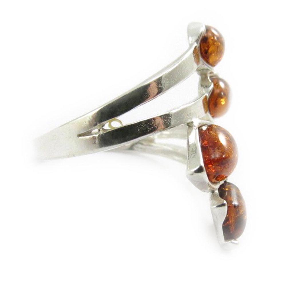 Серебряное кольцо с янтарем 'Nova'