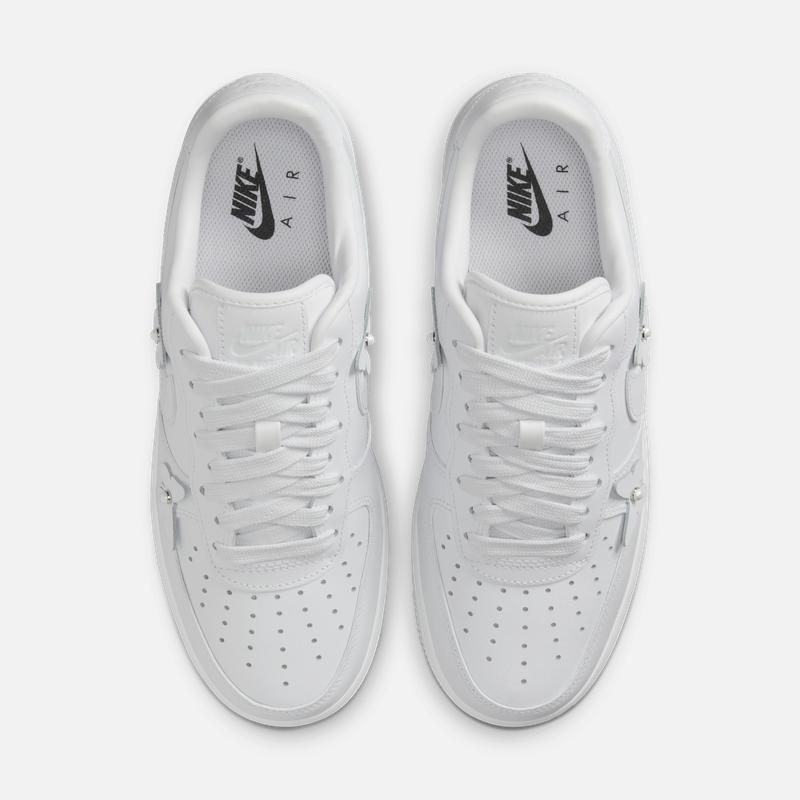 Nike Женские спортивные кроссовки Air Force One - Зимняя модель с 3D-дизайном в виде маленьких бабочек - NIKE AIR FORCE 1 IH4480