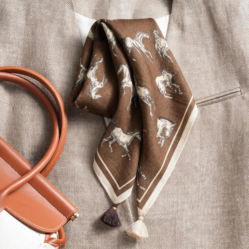 Coffee Horse 71 Premium Cotton and Linen Small Square Scarf Women's Retro Velvet Neck Small Silk Scarf Thin Scarf
