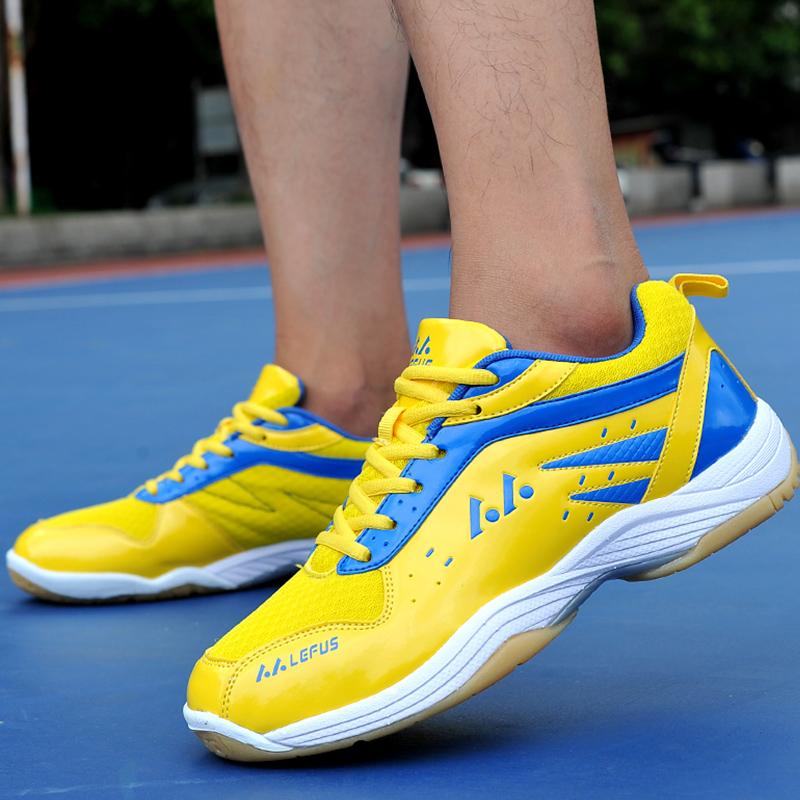 Mens Badminton Shoes Professional Ultra Light Breathable Indoor Anti Slip Training Shoes Luxury Sneakers for Men and Women