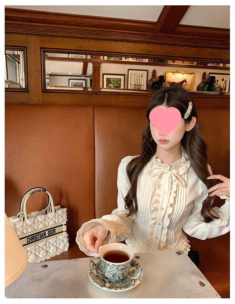 Cream Bagel French Sweet Age-Reducing Lace Ruffle Slimming Blouse - Women's Autumn Court Style Top