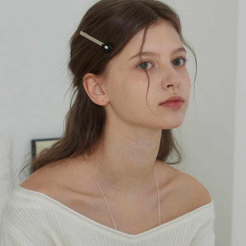 murmur [Free Pearl Earrings] Flower bead hairpin