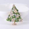 Рождественская брошь со стразами, портативные антикоррозийные ювелирные изделия, устойчивые к коррозии, высококачественная блестящая форма рождественской елки