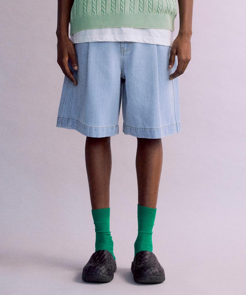 DTHIRTYONE Denim Bermuda Pleated Pants (Light Indigo)