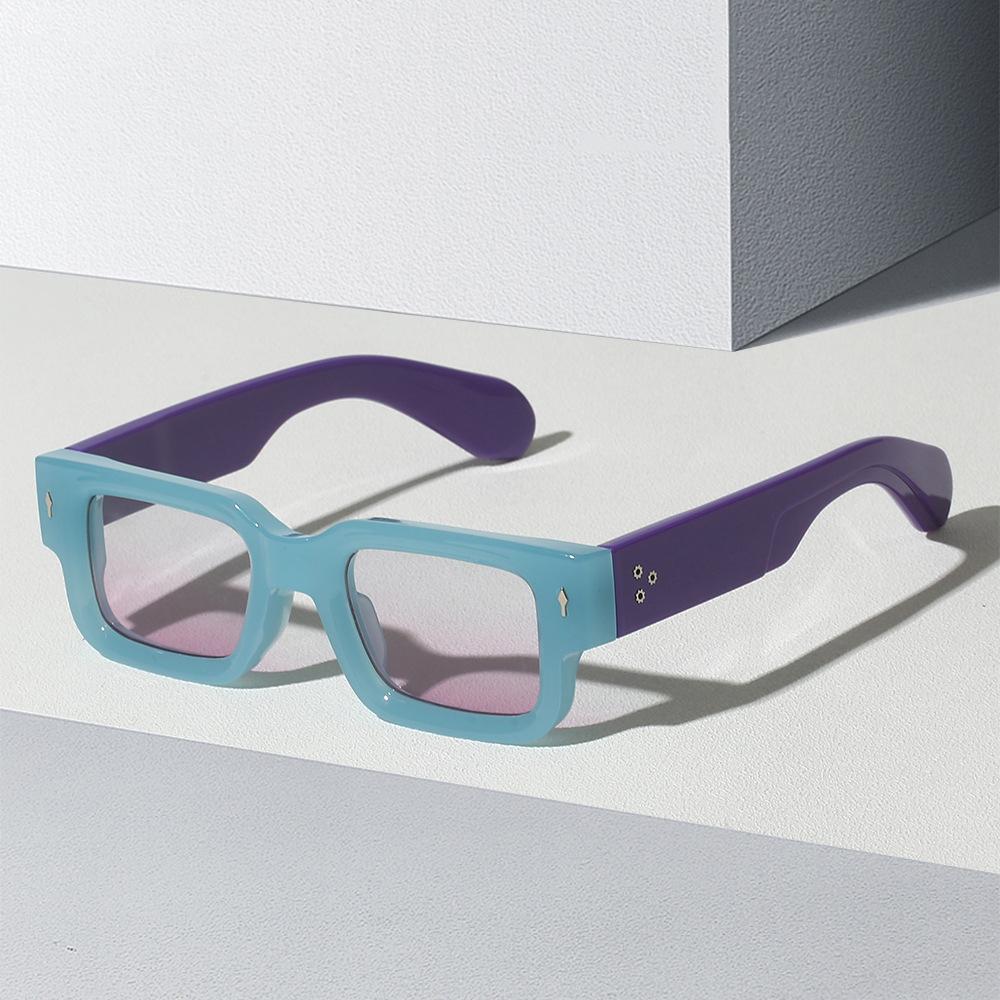 Classic Fashion Rivet Brand Designer Square Sunglasses Women For Men Luxury Vintage Punk Sunglasses Popular Hip Hop Shades UV400