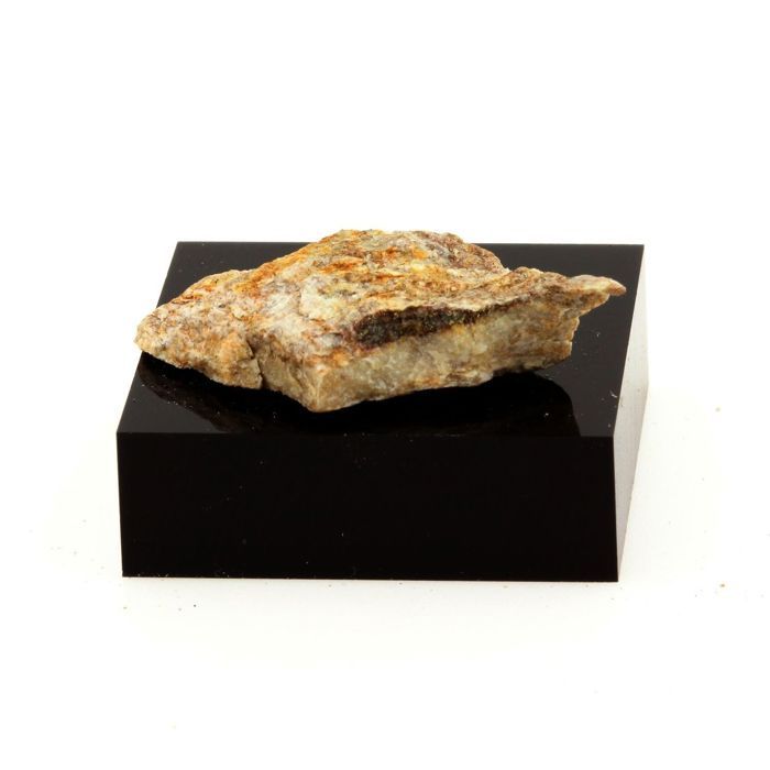 Pyroaurite 15.3 carats