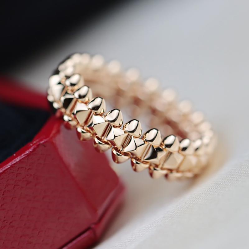 Модный тренд S925 Серебряное позолоченное кольцо с заклепками для мужчин и женщин, простое роскошное украшение для вечеринки