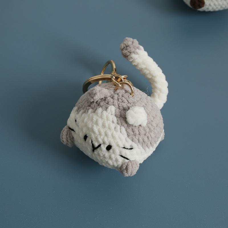 Handmaking Crochet Kitten Keyrings Cute Smiling Cat Doll Crochet Keychain Cartoon Kitten Series Knitting Doll Keychain Custom