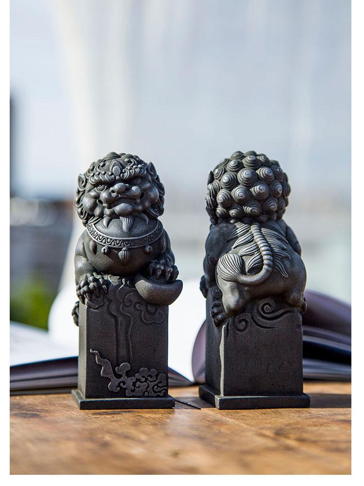 Chinese Cast Iron Stone Lion Desktop Ornament: Cultural Craft for Wealth and Protection.