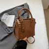 Bag Women's New Messenger Bag Fashion Versatile Handbag