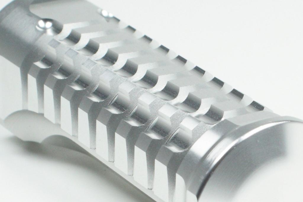 Специальные детали Takegawa Billet Aluminum Step Bar Kit Silver Super Cub Pro 50/50 Pro/110/110 06-13-0071