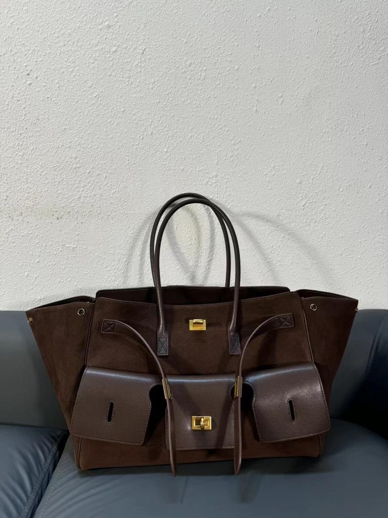 Нейтральная пикантная сумка для мотоцикла из коровьей кожи для девочек, новая большая вместительная сумка для поездок на работу на плечо с замком в стиле панк-тоут, сумка-крыло