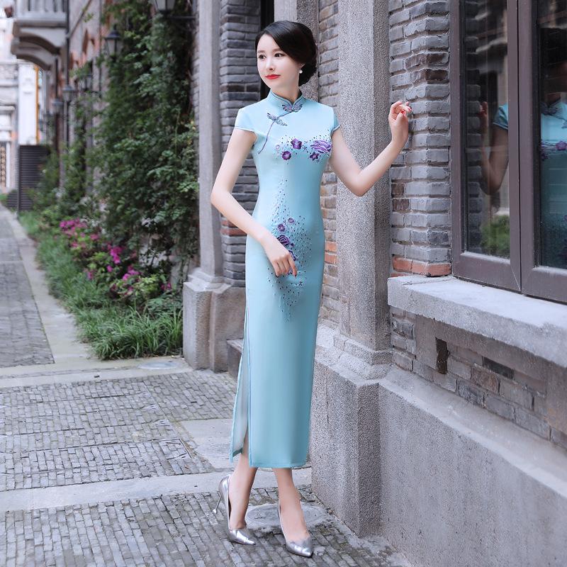 1018 spring new long C0171-A improved cheongsam Chinese retro banquet etiquette catwalk cheongsam dress