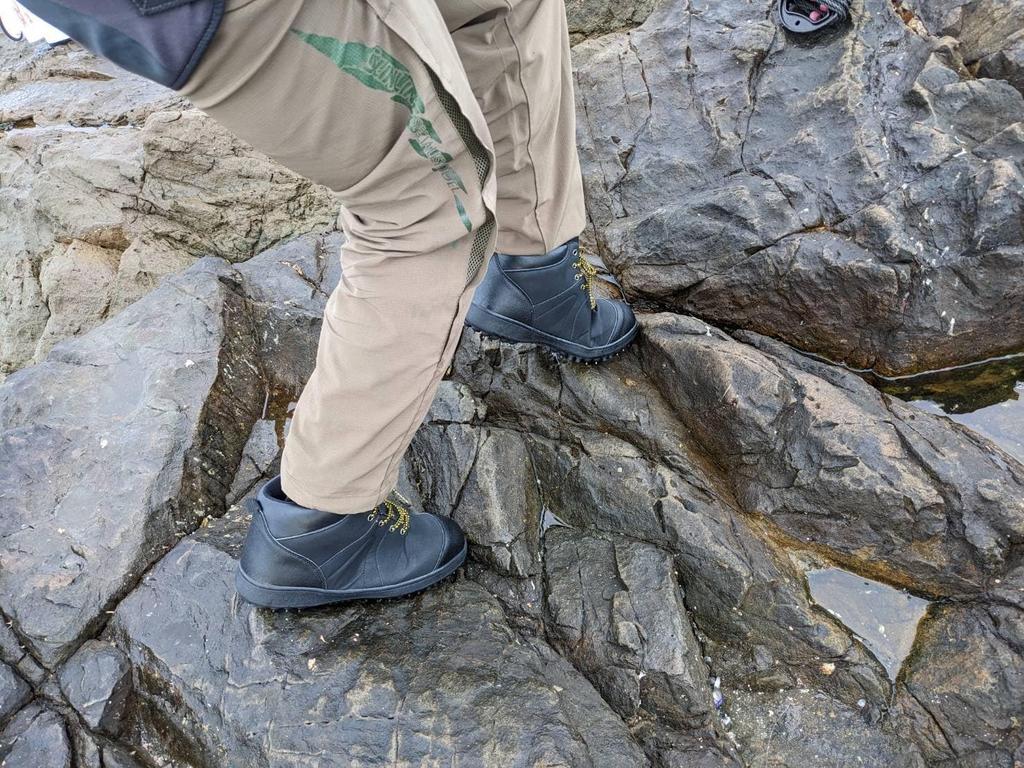 Spike High Reinforced Synthetic Water High S [GOTSURI] Shoes, Cut, Toe, Leather, Repellent, Grip, (24.0-24.5cm)