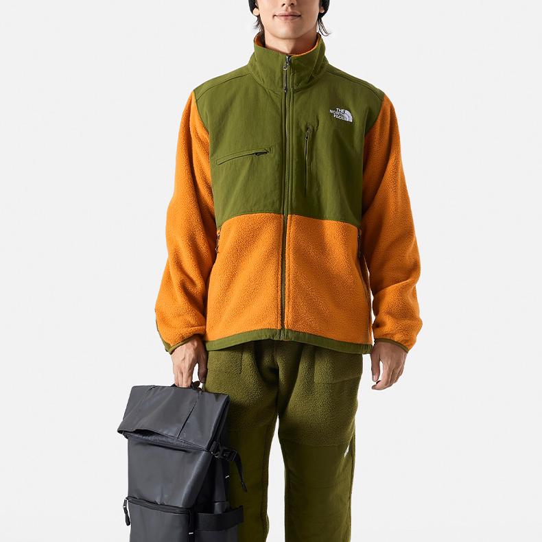 THE NORTH FACE Ripstop Denali Logo Embroidered Jacket NF0A86ZU-RO2