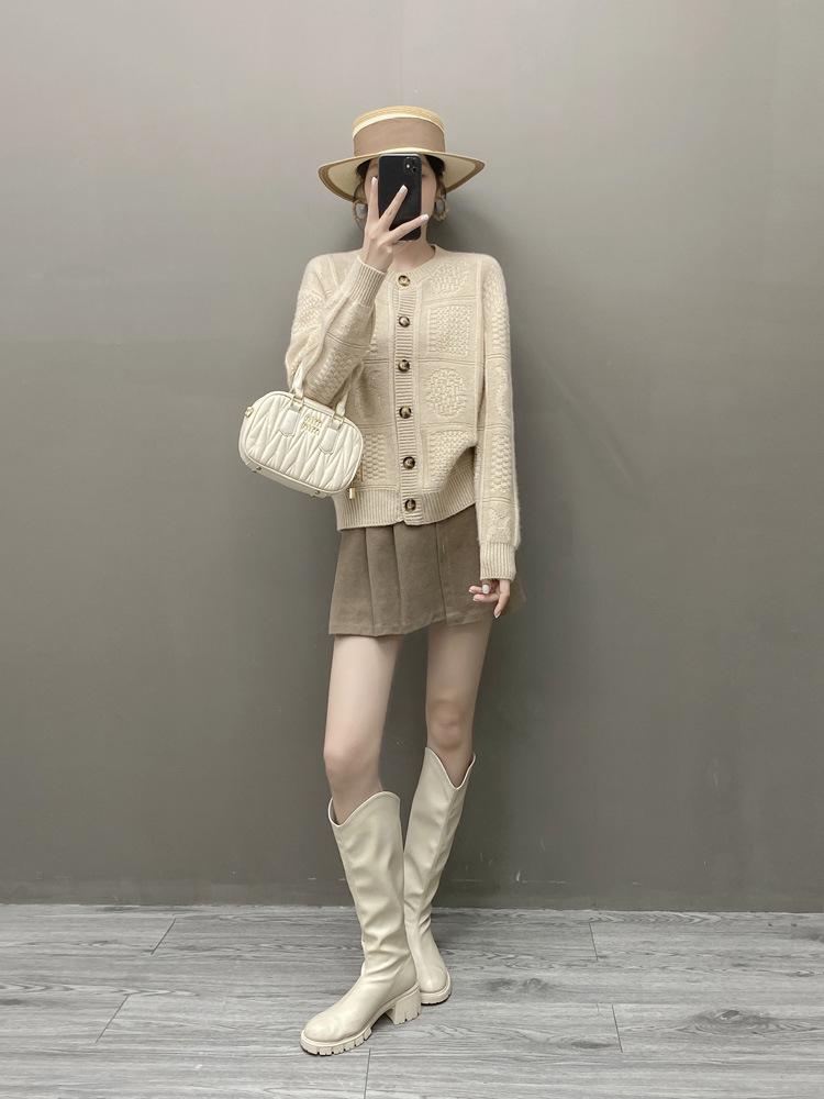 Women's Cashmere Knitwear: Loose Cardigan for Autumn-Winter
